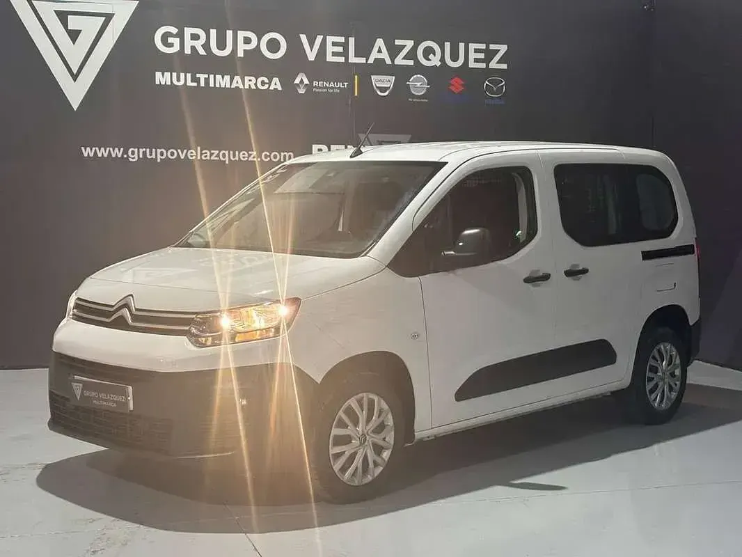 Usado Citroën e-Berlingo Business Class 102 CV (75 kW) 2023 Blanco Familiar