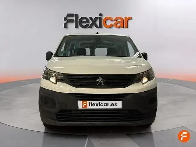 Usado Peugeot Rifter Active 100 CV (73 kW) 2020 Blanco Monovolumen