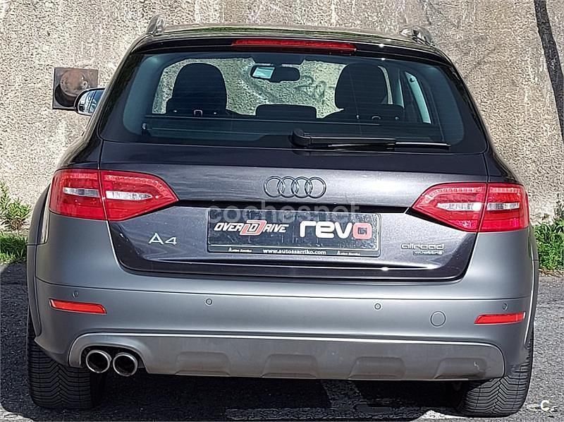 Usado Audi A4 Allroad 190 CV (139 kW) 2015 Gris / plata Familiar