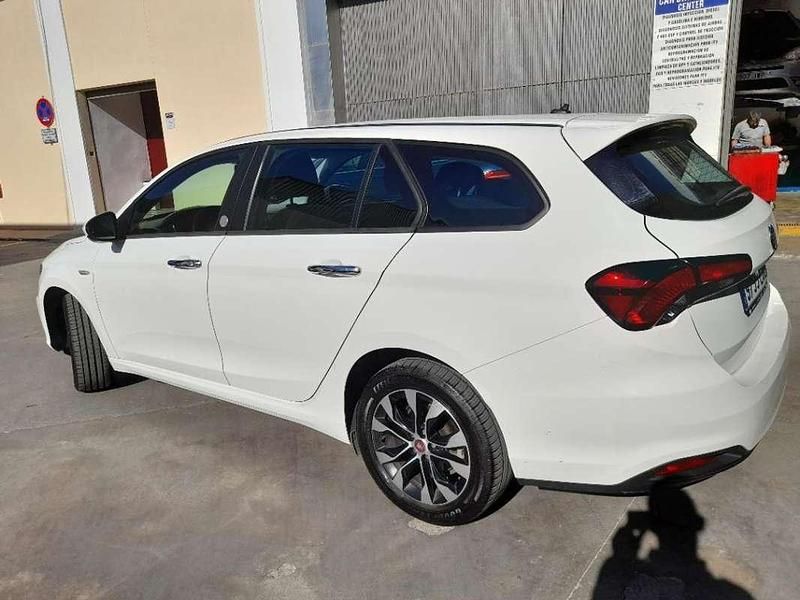 Usado Fiat Tipo Mirror 95 CV (69 kW) 2020 Blanco Familiar