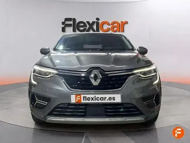 Usado Renault Arkana Intens 140 CV (102 kW) 2021 Gris SUV