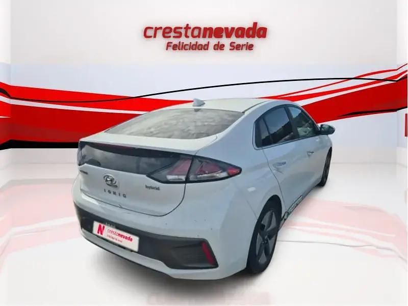 Usado Hyundai Ioniq 140 CV (102 kW) 2022 Blanco Utilitario