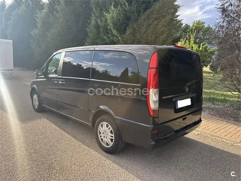 Käytetty Mercedes Viano 150 HP (110 kW) 2005 Musta Tila-auto