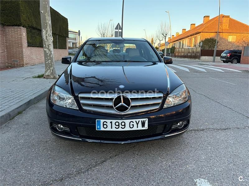 Usado Mercedes C220 Avantgarde 170 CV (125 kW) 2010 Azul Berlina