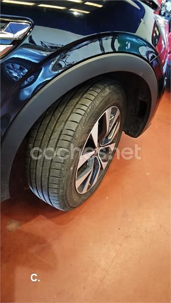 Usado Renault Arkana Intens 140 CV (102 kW) 2021 Negro SUV