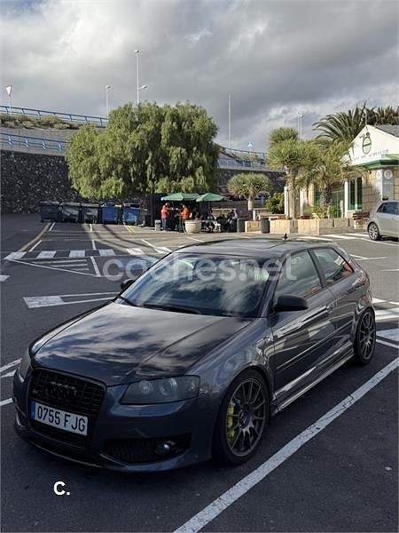Usado Audi S3 265 CV (194 kW) 2006 Gris / plata Berlina
