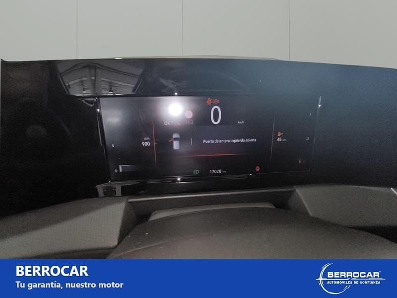 Usado Opel Astra GS Line 130 CV (95 kW) 2022 Blanco Utilitario