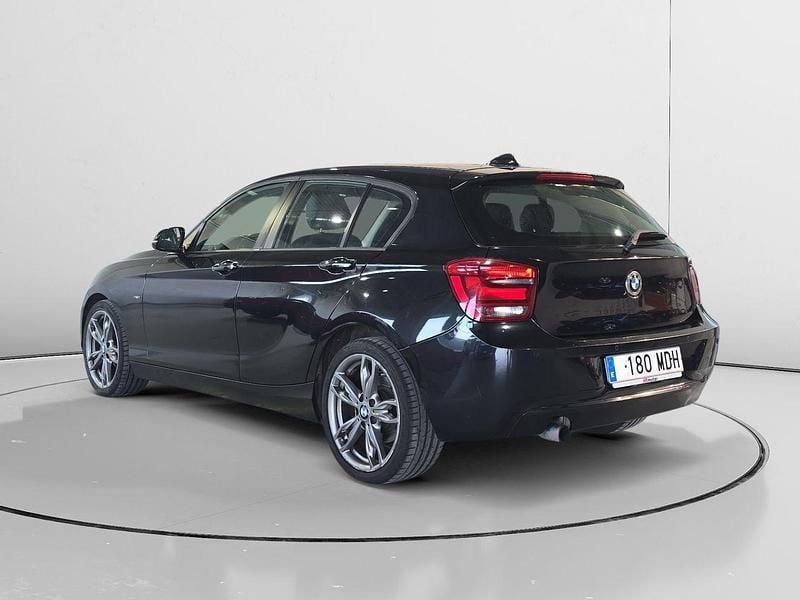 Usado BMW 116 136 CV (100 kW) 2011 Negro Utilitario