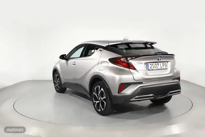 Usado Toyota C-HR Advance 184 CV (135 kW) 2021 Gris SUV