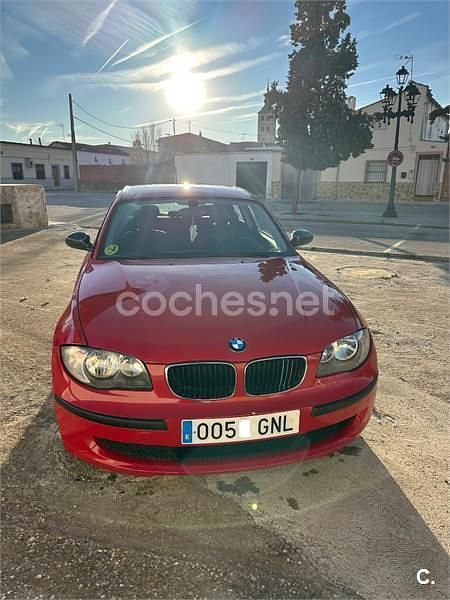 Usado BMW 116 115 CV (84 kW) 2009 Rojo Utilitario
