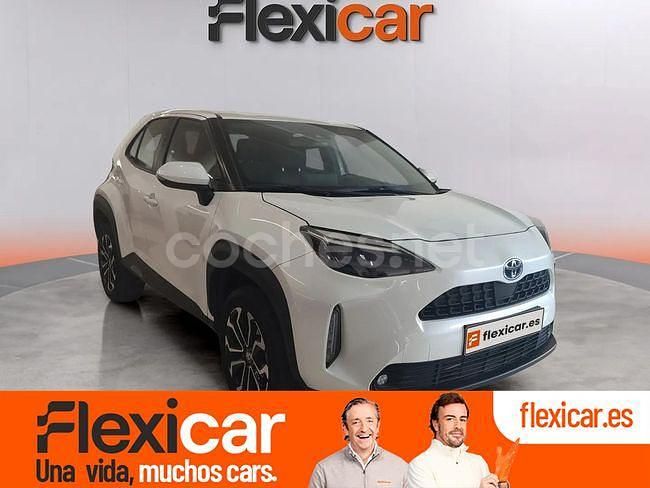 Blanco Usado 2024 Toyota Yaris Cross Active SUV | 23.990 € (Precio justo) - Imagen 1/4