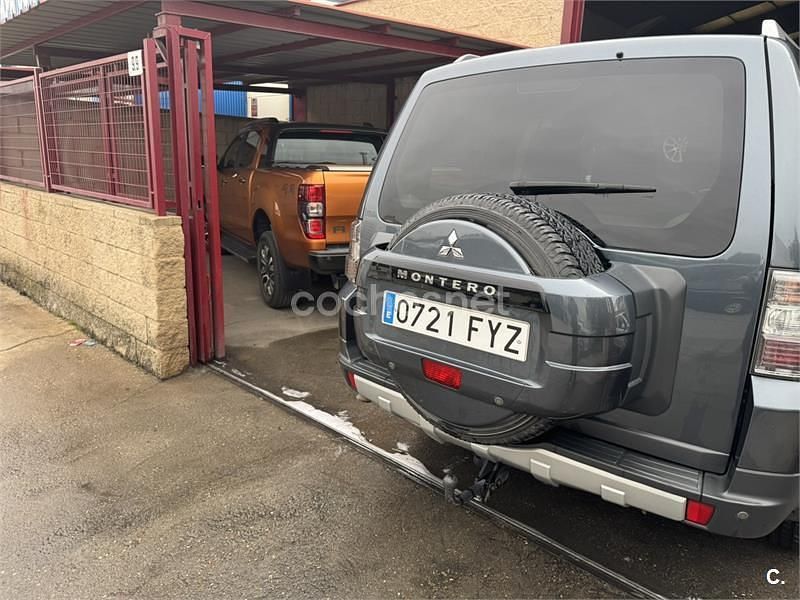 Usado Mitsubishi Montero Intense 160 CV (117 kW) 2008 Gris / plata SUV