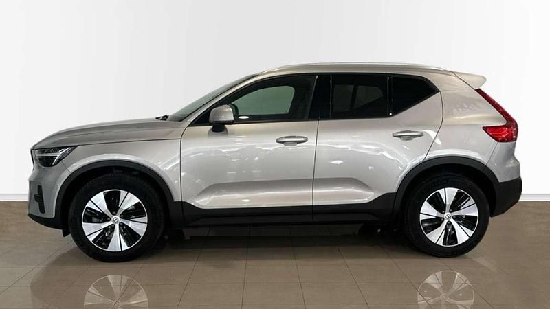 Usado Volvo XC40 Core 129 CV (94 kW) 2025 Gris SUV