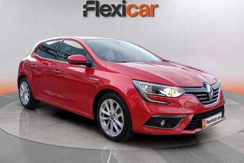 Rojo Usado 2018 Renault Mégane IV Zen Berlina | 10.890 € (Buen precio) - Imagen 1/4