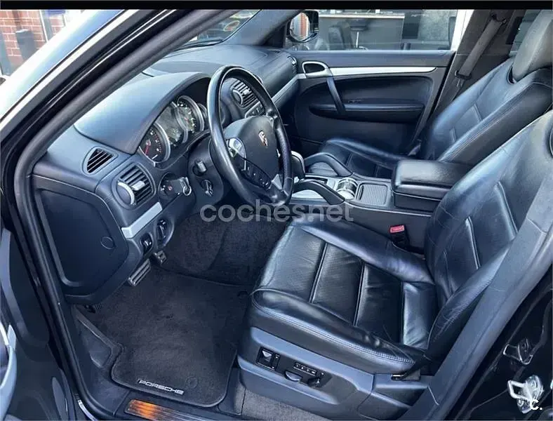 Usado Porsche Cayenne Turbo 500 CV (367 kW) 2008 Negro SUV