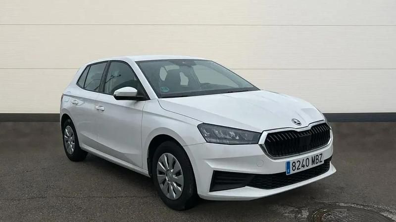 Usado Skoda Fabia Active 80 HP (58 kW) 2022 Branco Citadino