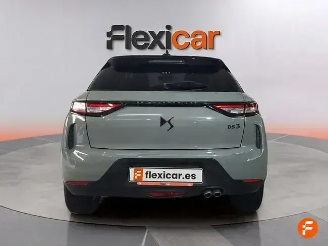 Usado DS Automobiles DS3 Crossback Performance 130 CV (95 kW) 2023 Verde SUV