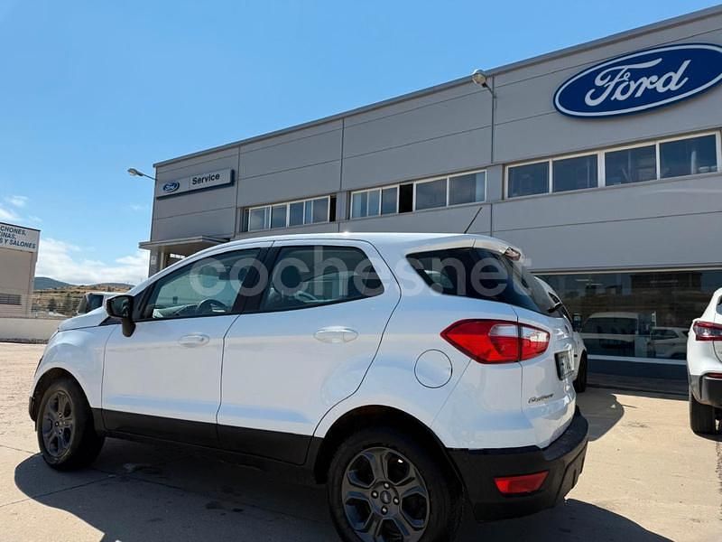 Usado Ford Ecosport Trend 100 CV (73 kW) 2022 Blanco SUV
