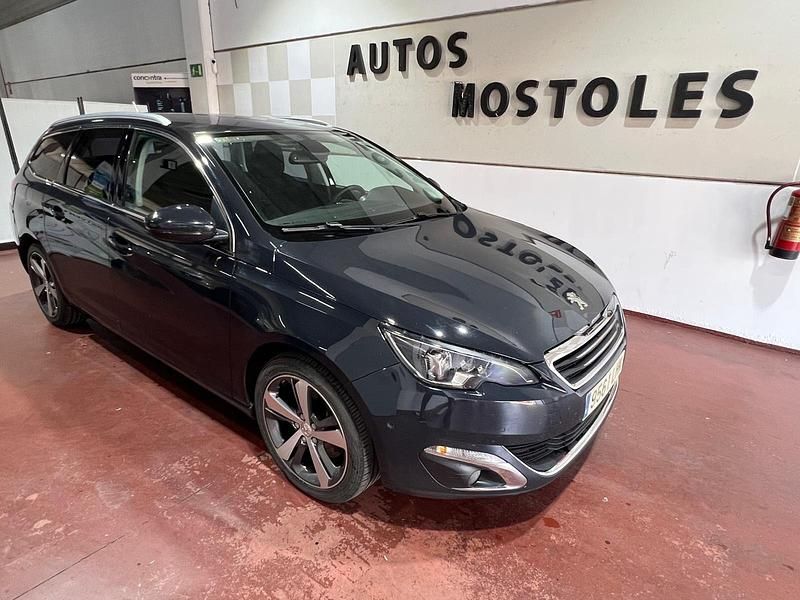 Usado Peugeot 308 Allure 150 CV (110 kW) 2015 Azul Familiar