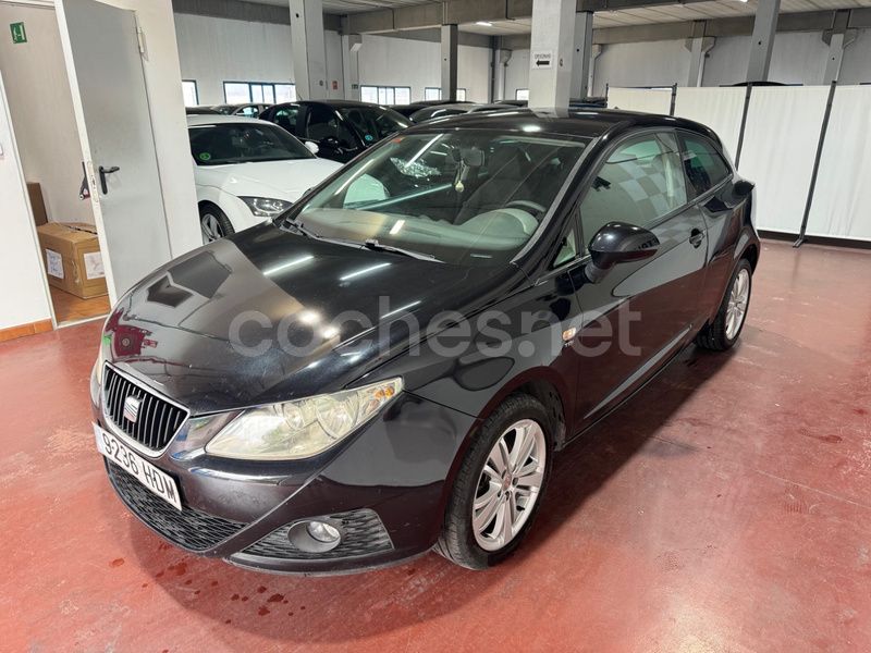 Usado Seat Ibiza SC Style 90 CV (66 kW) 2011 Negro Utilitario