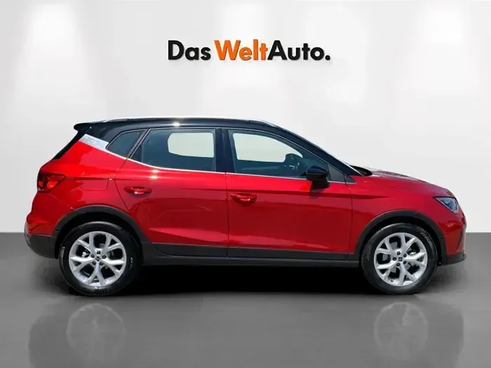 Usado Seat Arona FR 115 CV (84 kW) 2025 Rojo SUV