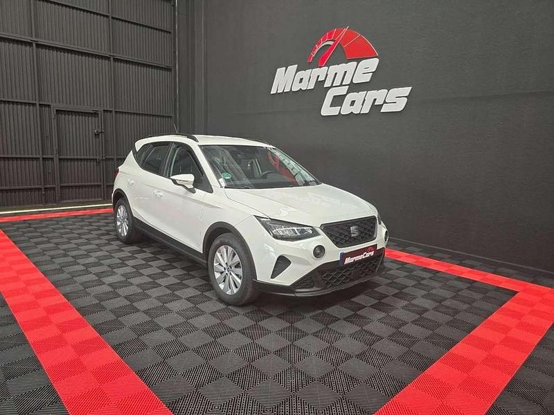 Usado Seat Arona Reference 95 CV (69 kW) 2021 Blanco SUV