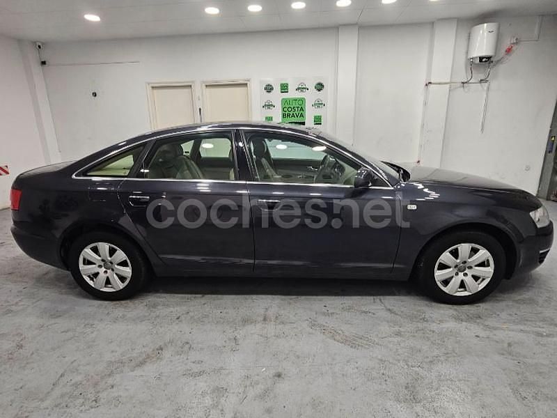 Usado Audi A6 177 CV (130 kW) 2007 Gris / plata Berlina