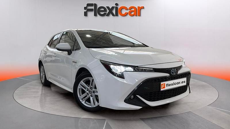 Usado Toyota Corolla Active 122 CV (89 kW) 2021 Blanco Utilitario