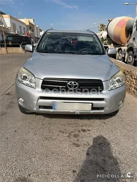 Usado Toyota RAV4 Luna 152 CV (111 kW) 2008 Gris / plata SUV
