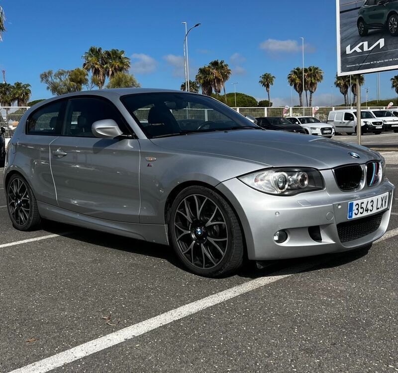 Usado BMW 123 204 CV (150 kW) 2010 Gris Utilitario