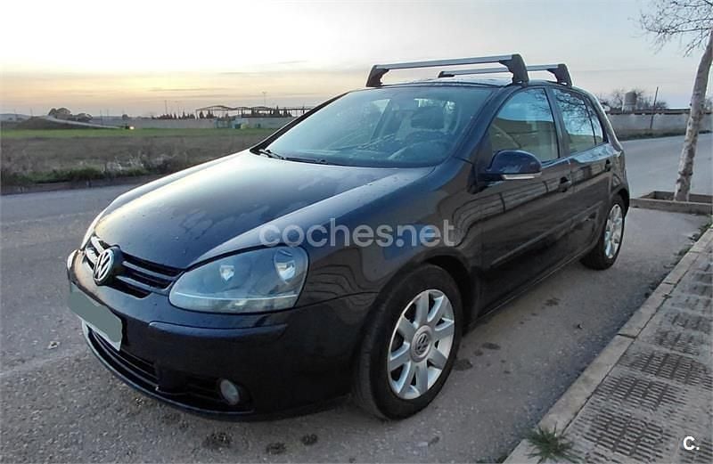 Usado VW Golf IV Highline 140 CV (102 kW) 2004 Negro Berlina