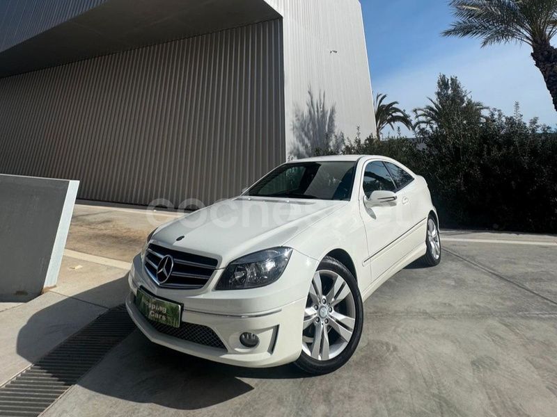 Blanco Usado 2010 Mercedes CLC200 Utilitario | 11.900 € - Imagen 1/4