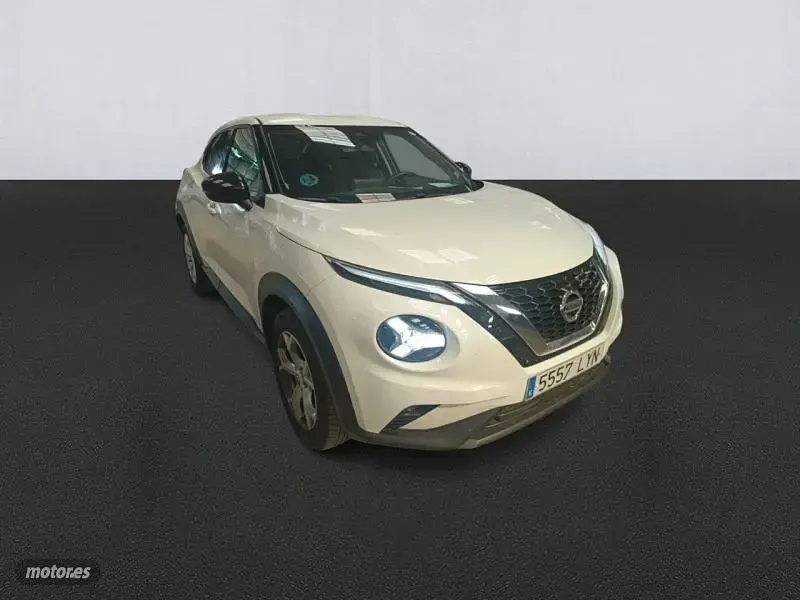 Usado Nissan Juke Acenta 114 CV (83 kW) 2022 Blanco SUV