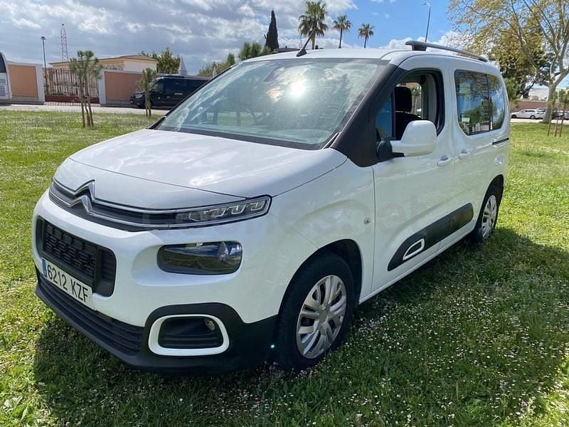 Usado Citroën Berlingo Feel 102 CV (75 kW) 2019 Blanco Monovolumen