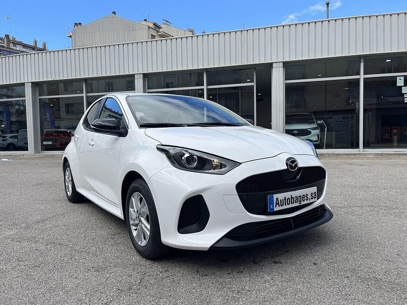 Nuevo Mazda 2 Center-Line 116 CV (85 kW) 2025 Blanco Berlina