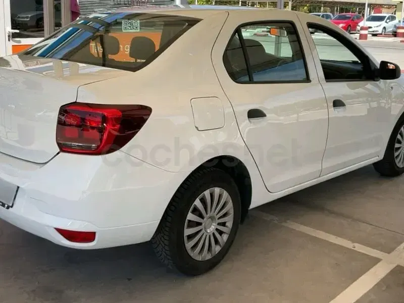 Usado Dacia Logan Ambiance 90 CV (66 kW) 2018 Blanco Berlina