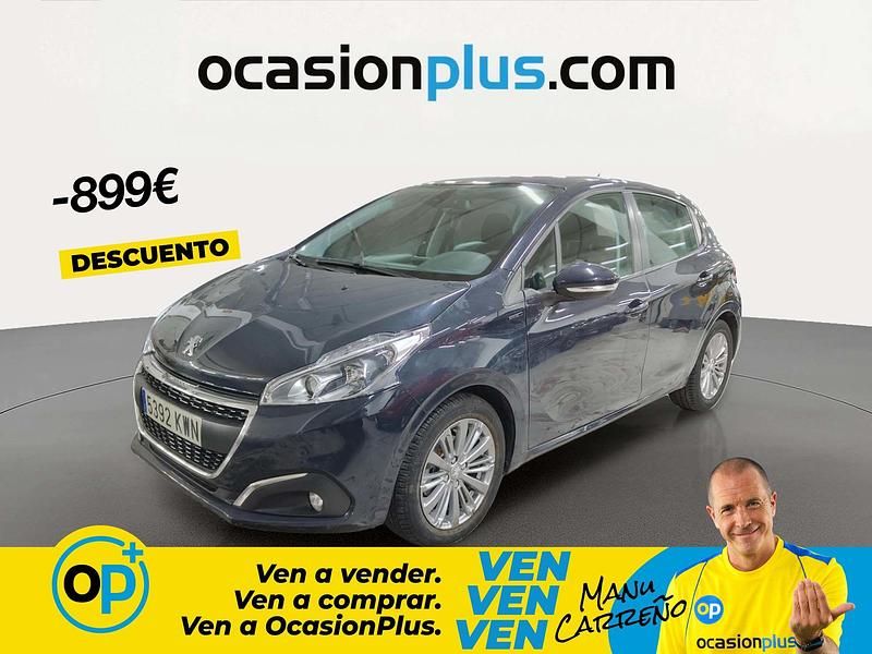 Usado Peugeot 208 Signature Sky 82 CV (60 kW) 2019 Gris Utilitario