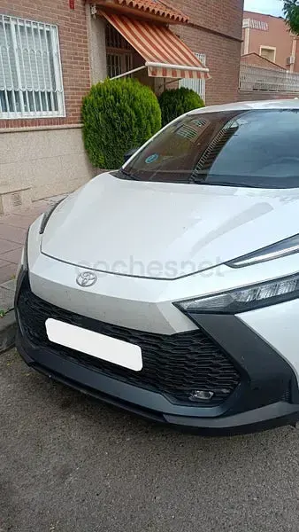 Usado Toyota C-HR Advance 140 CV (102 kW) 2024 Blanco SUV