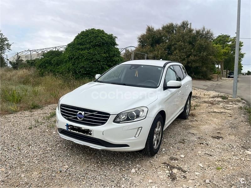 Blanco Usado 2015 Volvo XC60 Kinetic SUV | 7990 € (Un poco caro) - Imagen 1/4