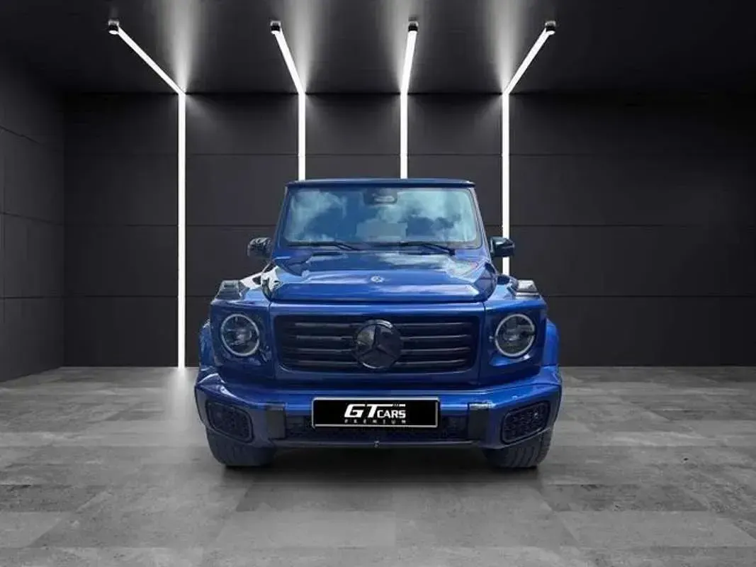 Usado Mercedes G580 AMG 431 kW (587 CV) 2025 Azul SUV