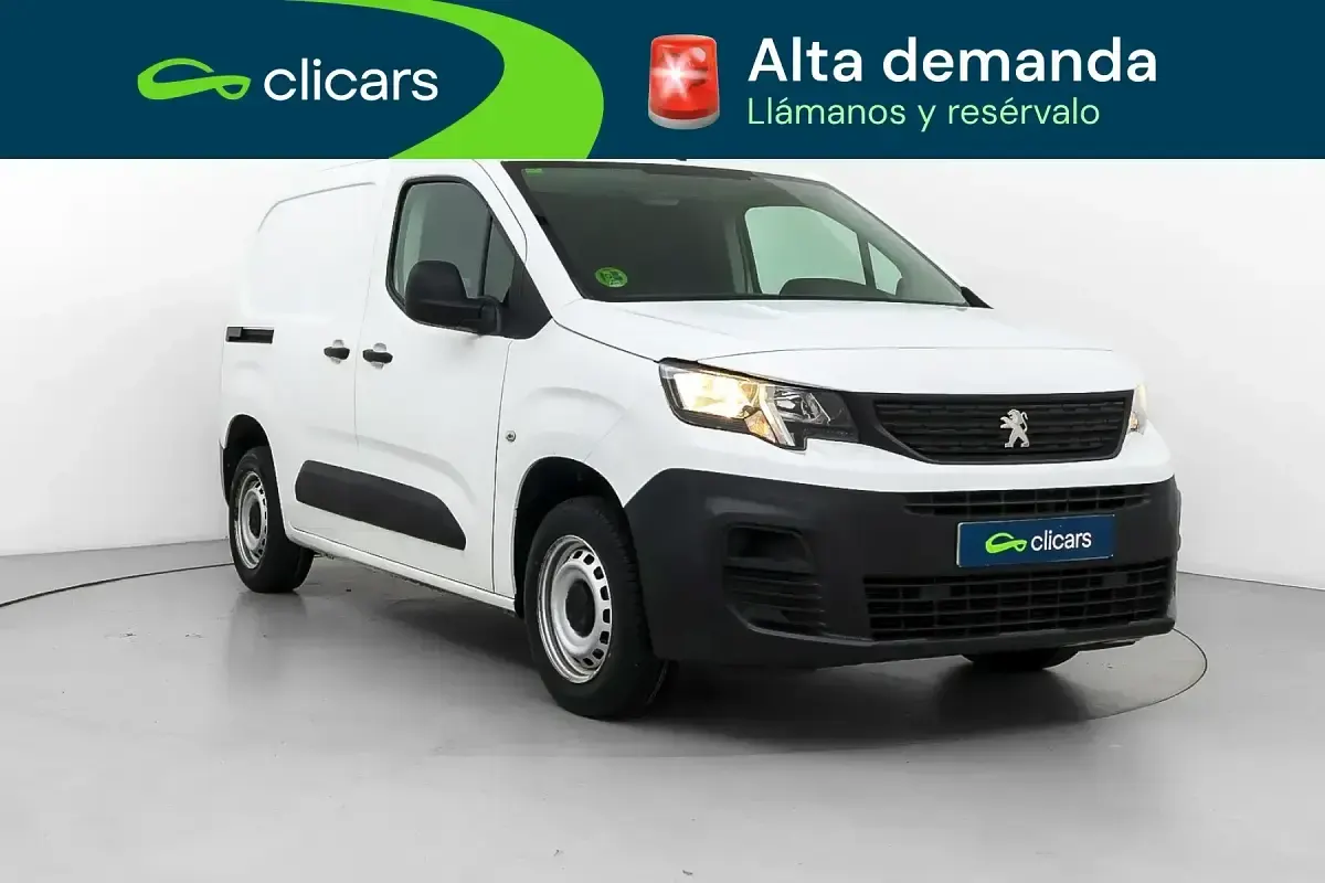 Usado Peugeot Partner S 100 CV (73 kW) 2021 Blanco Monovolumen