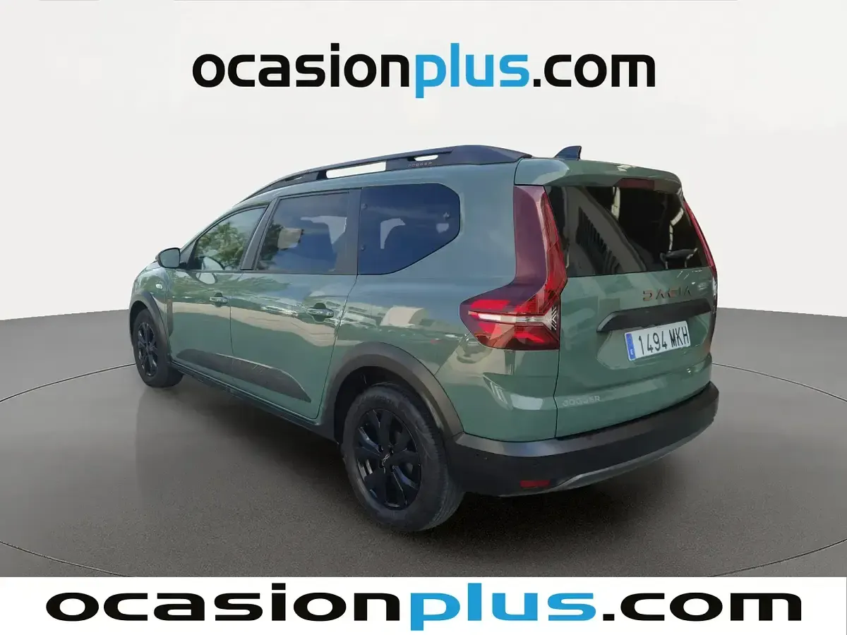 Usado Dacia Jogger Extreme 100 CV (73 kW) 2023 Verde Monovolumen
