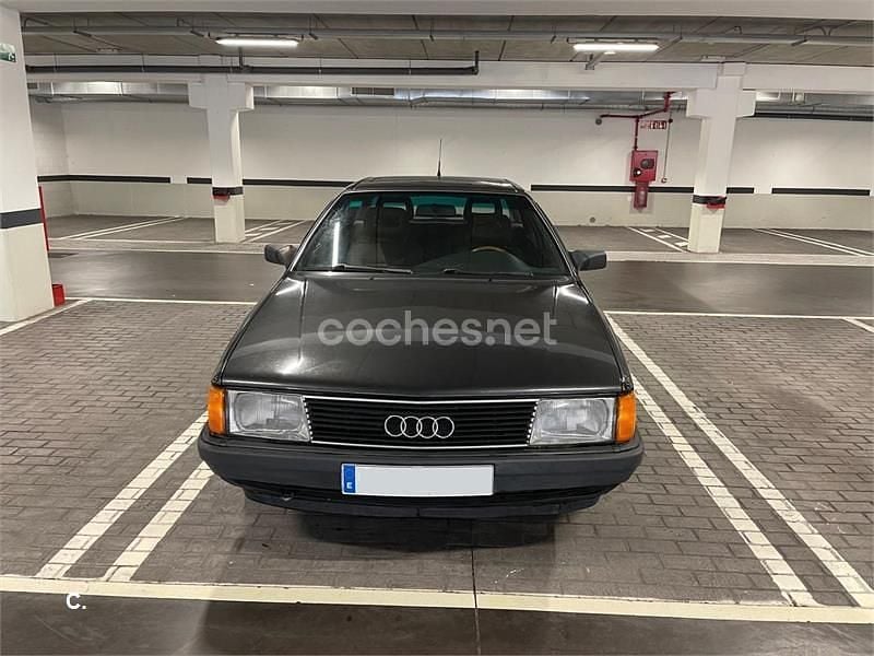 Usado Audi 100 115 CV (84 kW) 1990 Gris / plata Berlina
