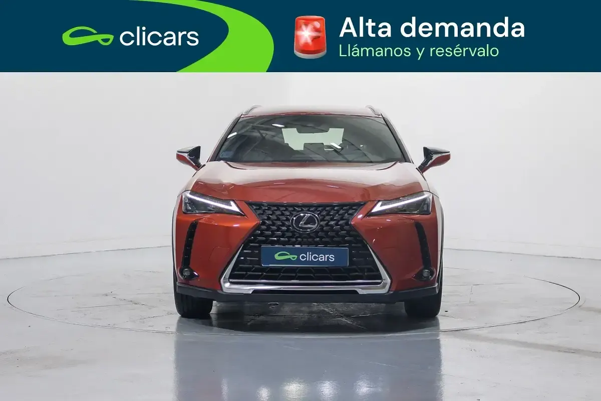 Usado Lexus UX 250h Business Edition 184 CV (135 kW) 2022 Naranja SUV