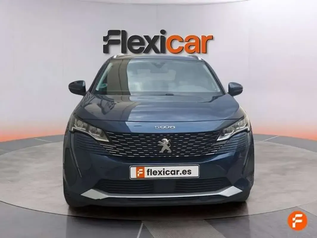 Usado Peugeot 5008 Allure 131 CV (96 kW) 2021 Azul SUV