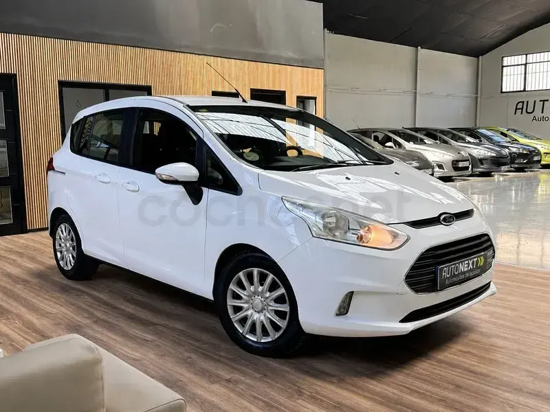 Usado Ford B-MAX Titanium 95 CV (69 kW) 2015 Blanco Monovolumen
