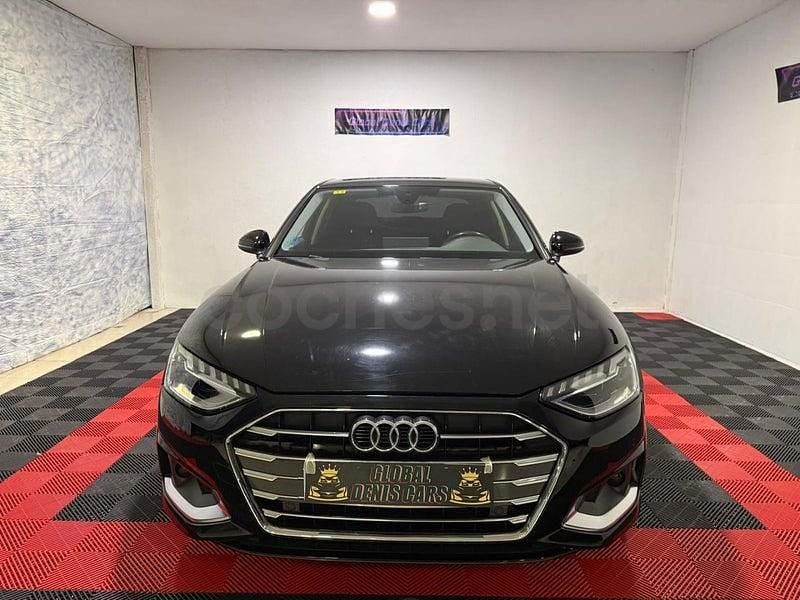 Usado Audi A4 Advanced Plus 136 CV (100 kW) 2022 Negro Berlina
