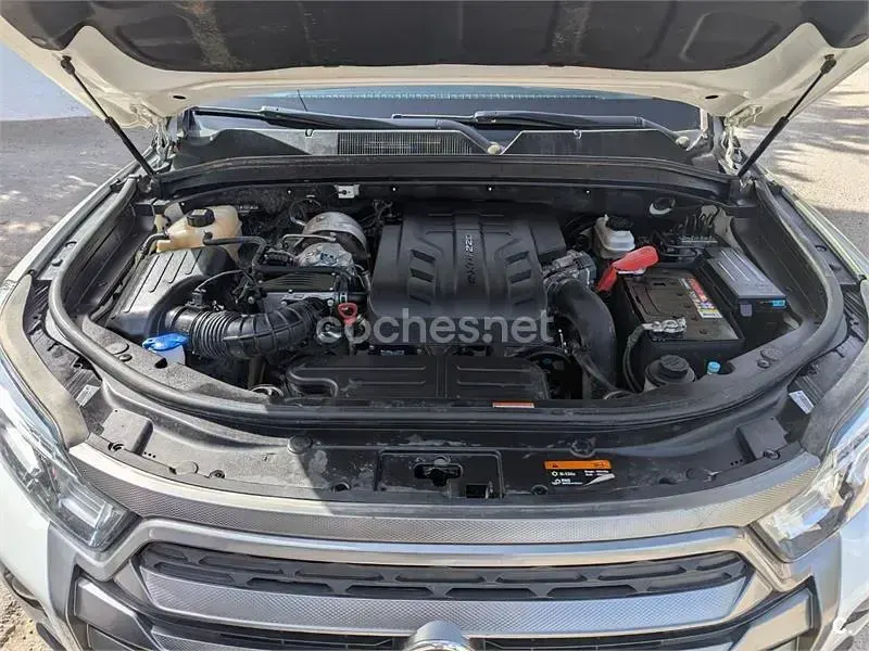 Usado SsangYong Musso 202 CV (148 kW) 2023 Blanco Pickup/Camioneta