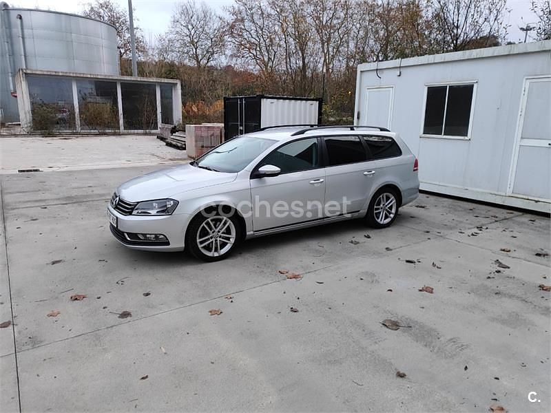 Usado VW Passat Edition 105 CV (77 kW) 2011 Gris / plata Familiar