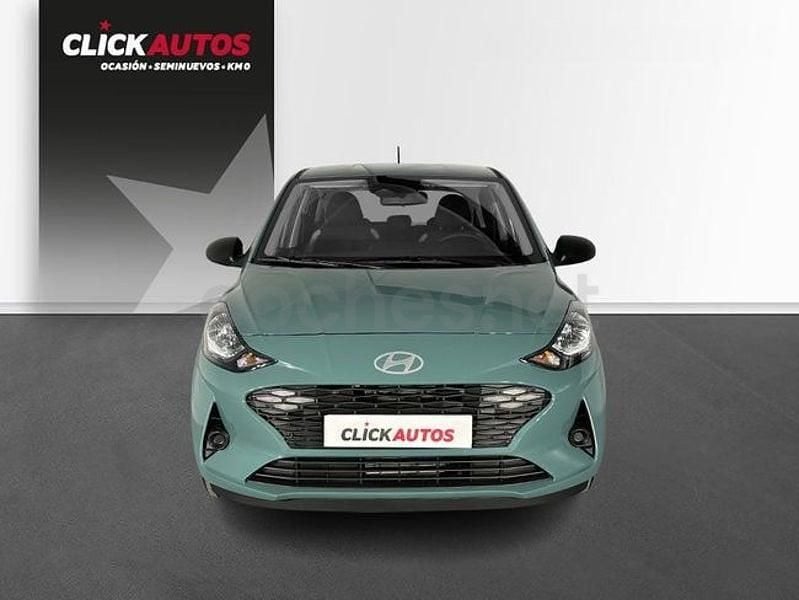 Usado Hyundai i10 67 CV (49 kW) 2024 Verde Utilitario